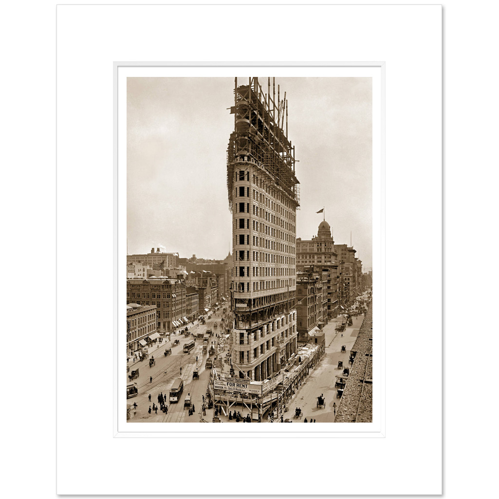 the flatiron building in new york city under construction in 1902